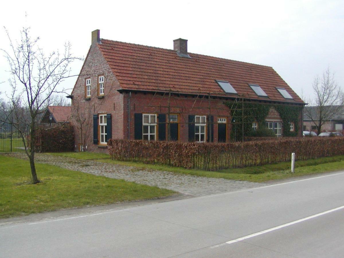 Beukenhof Bed & Breakfast Molenschot Exterior photo